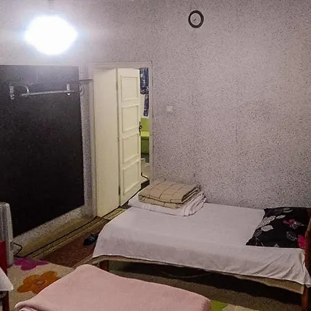 Hija Popovi Livadi Lodge *